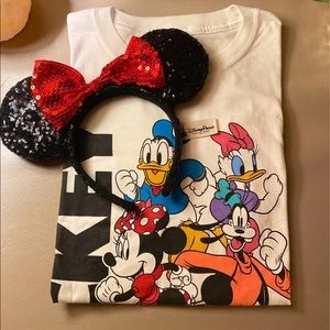 Classic mickey and friends short sleeve top